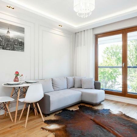 Apartments Warsaw Grzybowska By Renters Εξωτερικό φωτογραφία