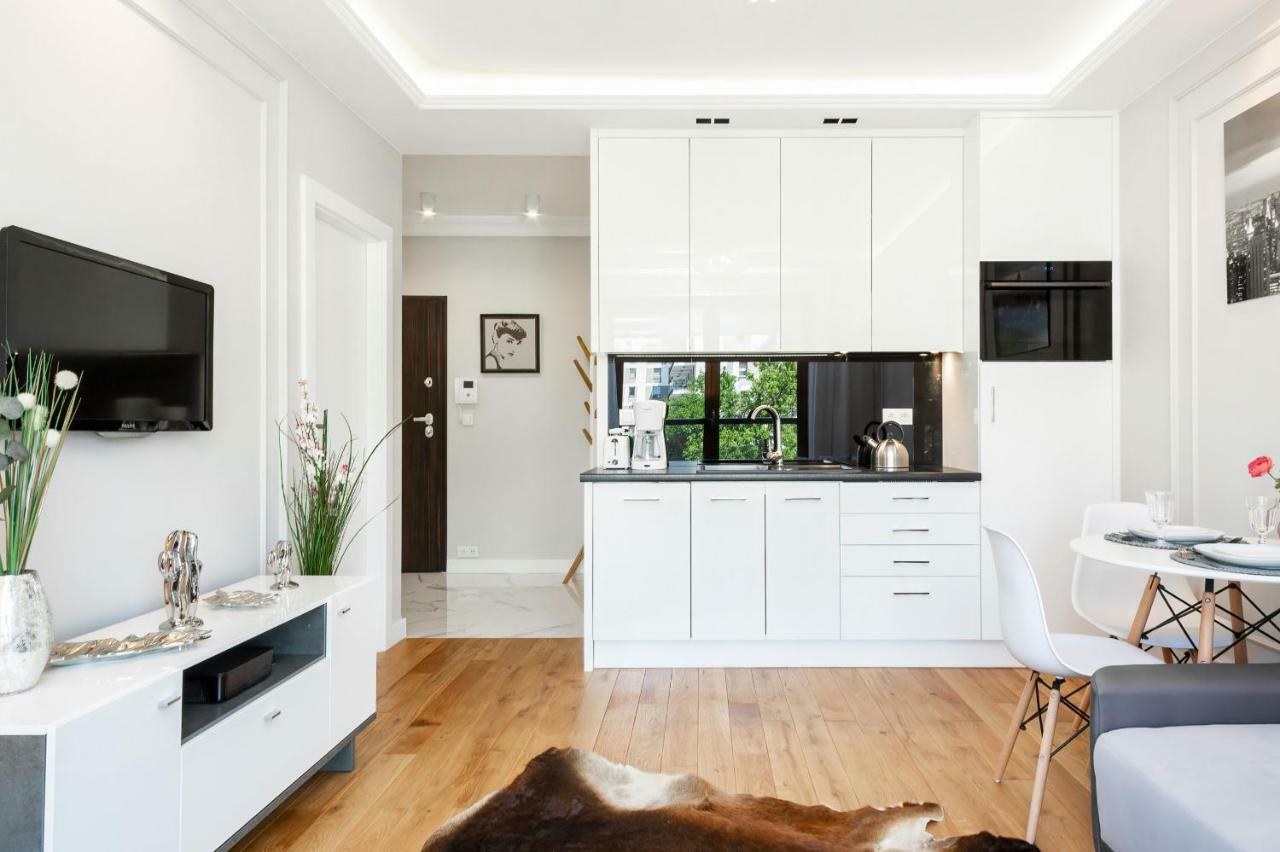 Apartments Warsaw Grzybowska By Renters Εξωτερικό φωτογραφία