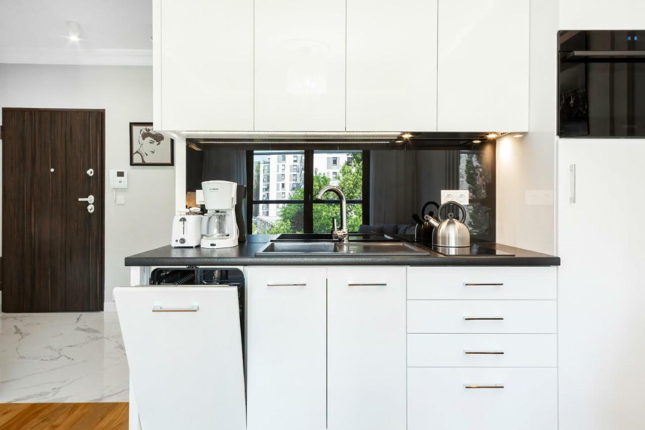 Apartments Warsaw Grzybowska By Renters Εξωτερικό φωτογραφία