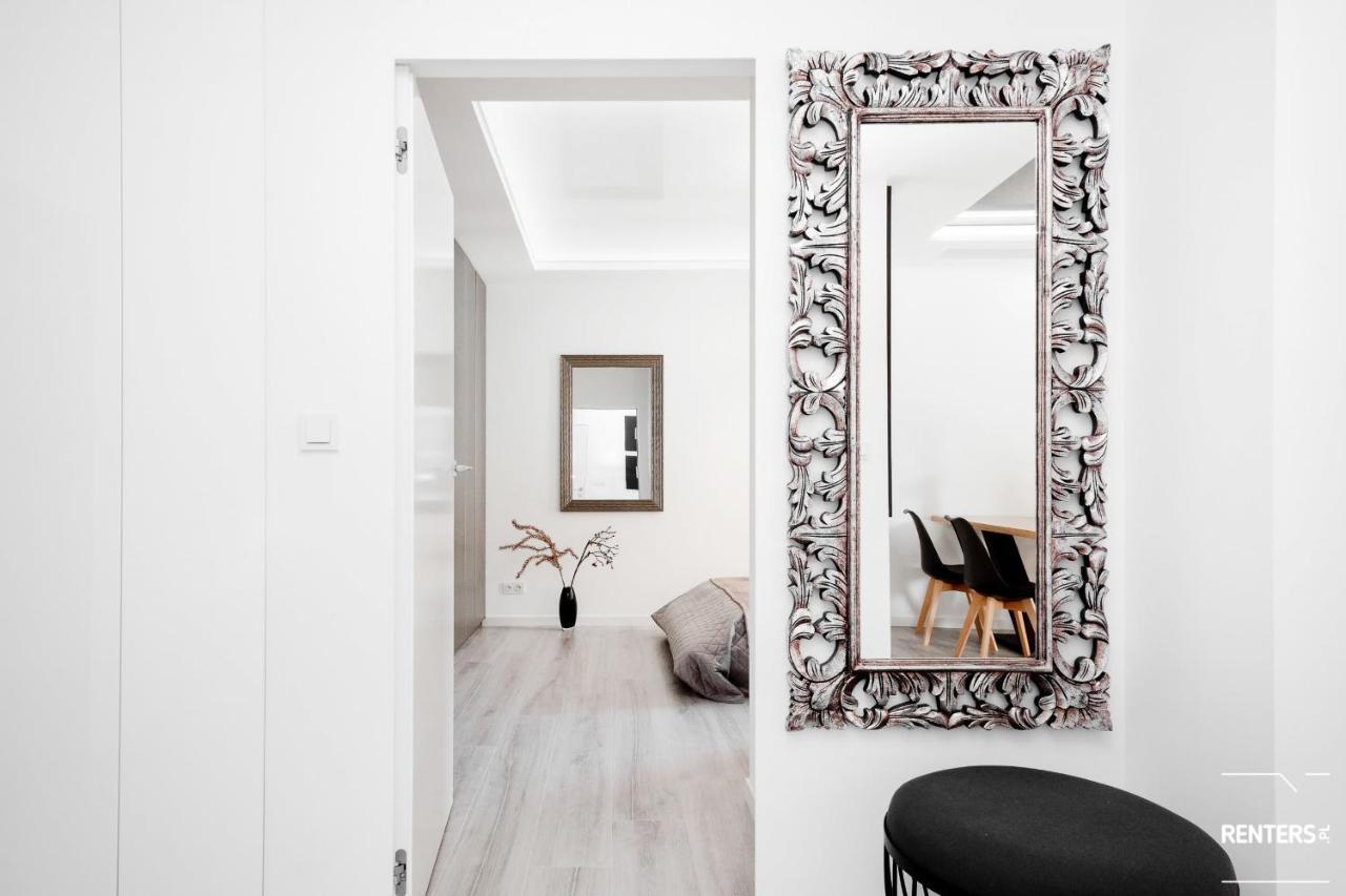 Apartments Warsaw Grzybowska By Renters Εξωτερικό φωτογραφία